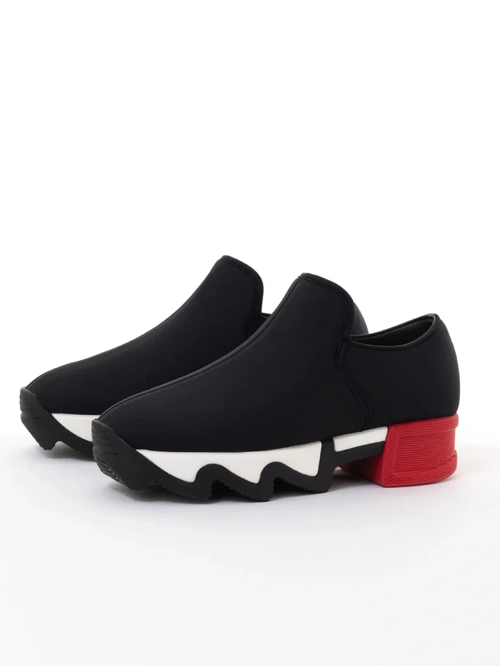 iRi WES 1 BLACK RED LOW TOP SNEAKER - size 35.5 (Women’s 5.5) NWOT